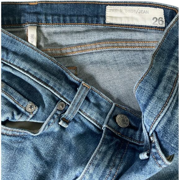 EUC Rag & Bone Dre Low Rise Crop Slim Boyfriend Jeans Raw Hem Blue Denim Size 26 - Picture 2 of 9
